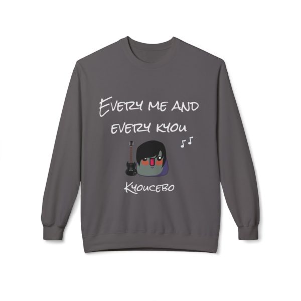 🎶 Sweatshirt "Every Me and Every Kyou" – Le style rock et l’humour réunis pour te tenir au chaud ! – Image 2