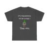 🗡️ T-shirt "It's Dangerous to Go Alone" – L'équipement de base pour tout héros – Image 7