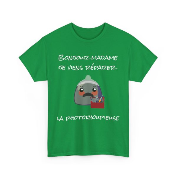 T-shirt "Bonjour madame, je viens réparer la photokyoupieuse" – Un classique du cinéma... d’entreprise ! – Image 11