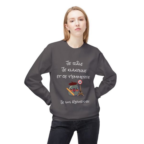 Sweatshirt humour Parisien Kyourisien avec béret, baguette et Tour Eiffel