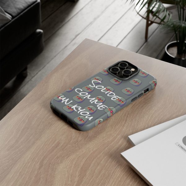 Coque de téléphone "Solide comme un Kyou" – Protection ultime et style Kyou-mique ! – Image 96
