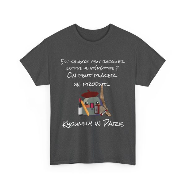 T-shirt "Kyoumily in Paris" – Stéréotypes à la française et humour garanti ! – Image 23