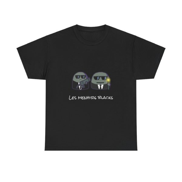 T-shirt noir "Les Menhirs Blacks" avec les agents Q et T, lunettes noires et gadget lumineux