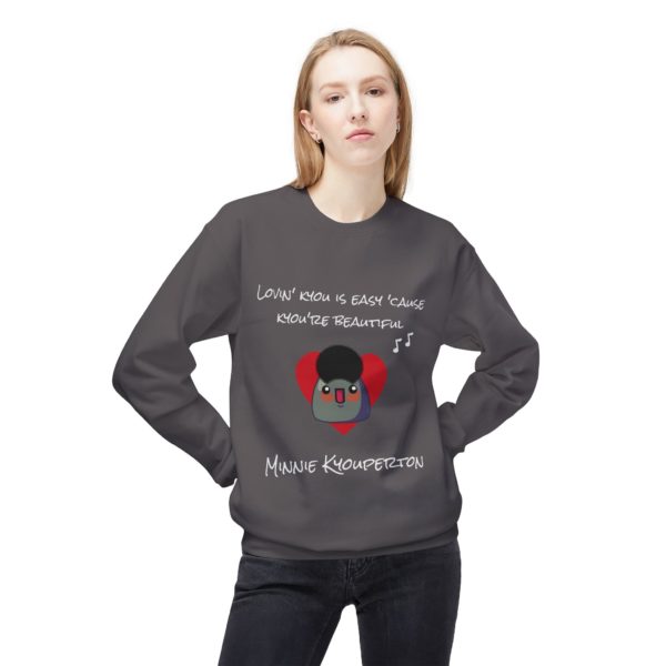 🎵 Sweatshirt "Lovin' Kyou – Is Easy ‘Cause Kyou’re Beautiful" – Pour un hiver doux et rempli d’amour ! – Image 5