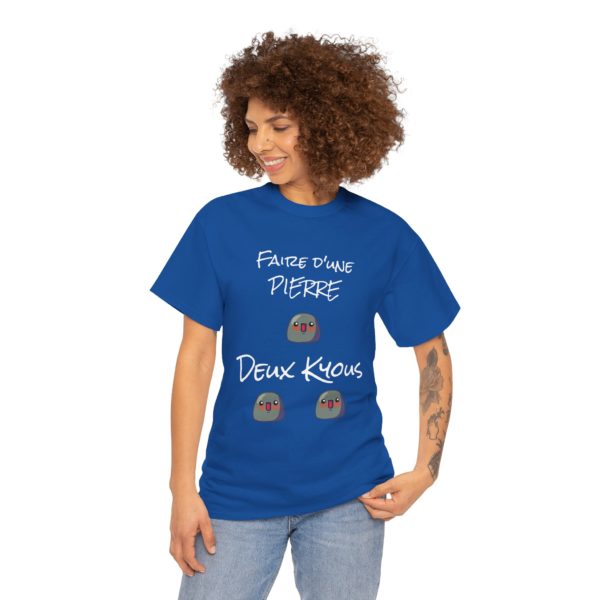 T-shirt "Faire d’une pierre deux Kyous" – Le tee-shirt parfait pour les stratèges de l’humour ! 🪨😆 – Image 29