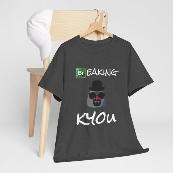 🧪 T-shirt "Breaking Kyou" – Le Kyou qui n’a pas besoin d’être blanc pour être bad ! – Image 10
