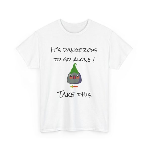 🗡️ T-shirt "It's Dangerous to Go Alone" – L'équipement de base pour tout héros – Image 23