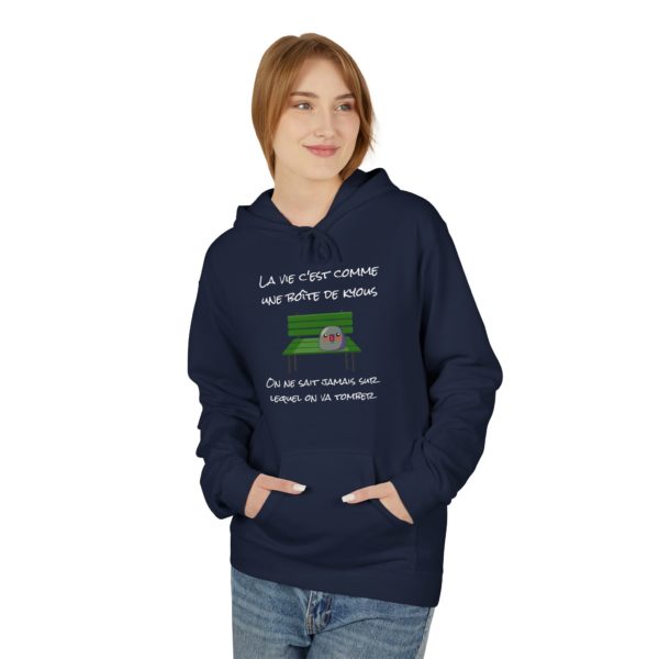 Hoodie "La vie, c'est comme une boîte de Kyous" – Une surprise à chaque instant ! 🎁 – Image 5