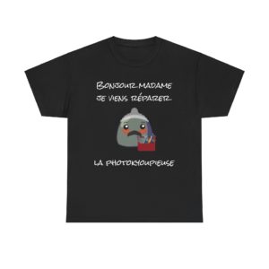 T-shirt noir "Bonjour madame, je viens réparer la photokyoupieuse" avec un Kyou moustachu et sa boîte à outils