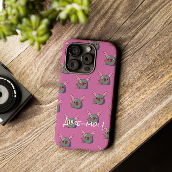 Coque "Aime-moi" – Un message subtil (ou pas) pour attirer l’amour ! – Image 154