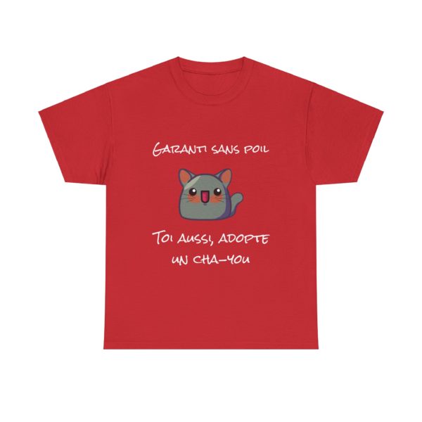 T-shirt rouge "Garanti sans poil – Adopte un Cha-You" avec un petit chat Kyou mignon